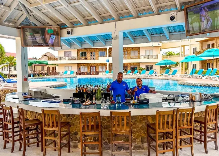 Oceans 23 San Pedro (Ambergris Caye)