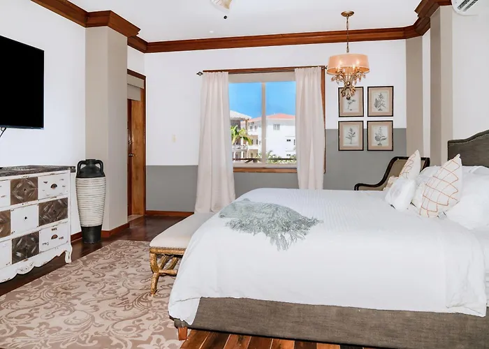Oceans 23 Hotel